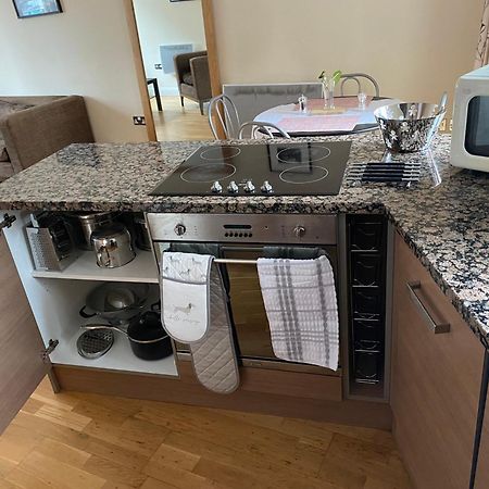 Afpl Hosting Apartment Дърам Екстериор снимка
