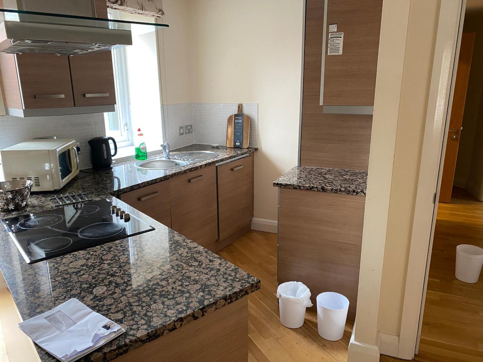 Afpl Hosting Apartment Дърам Екстериор снимка