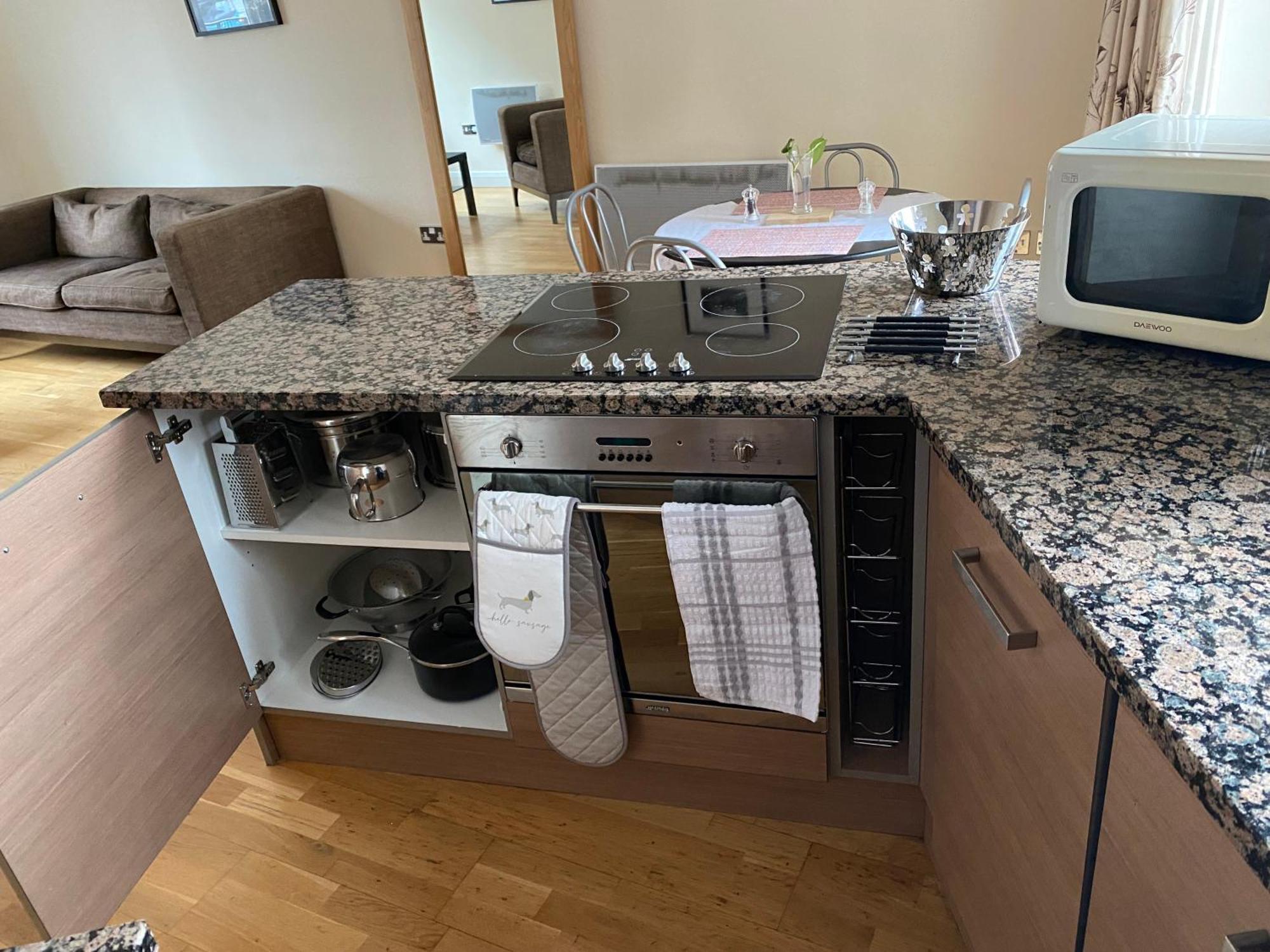 Afpl Hosting Apartment Дърам Екстериор снимка